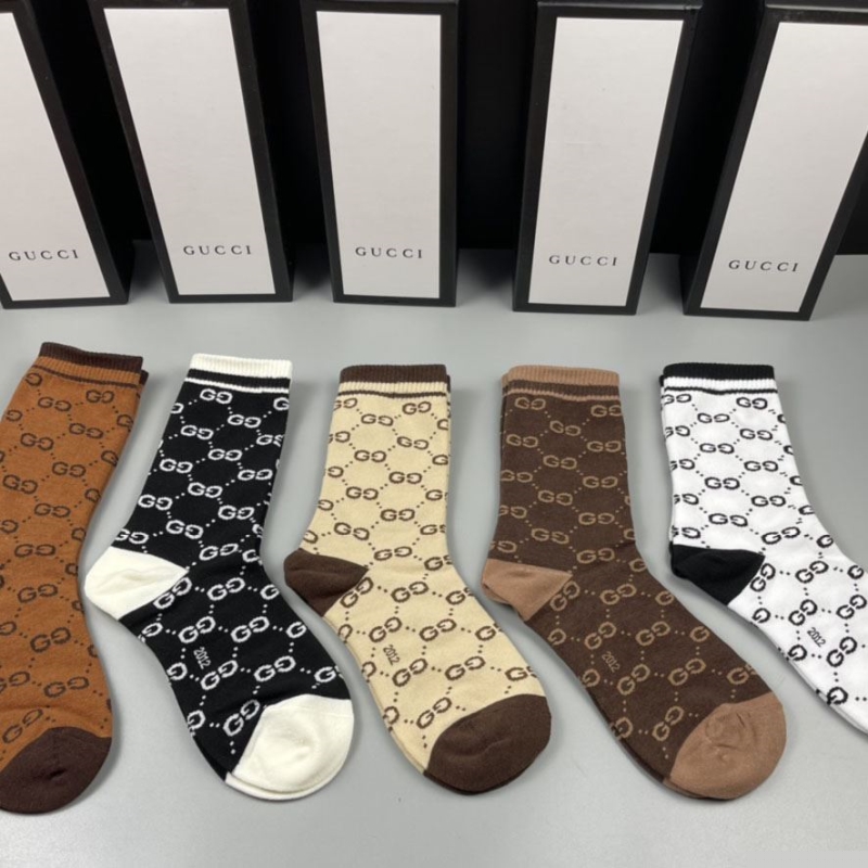 G*u*i socks
